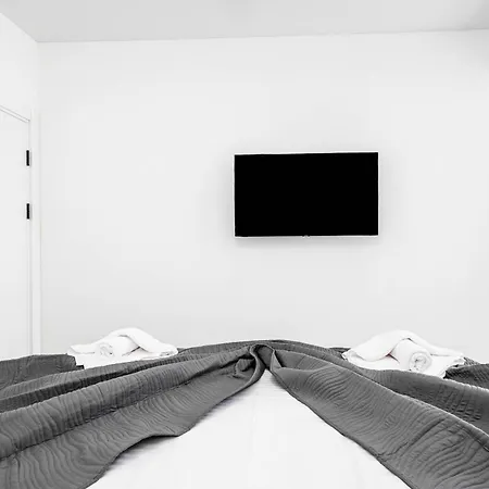 Saphire Meraki And Lägenhet Năvodari